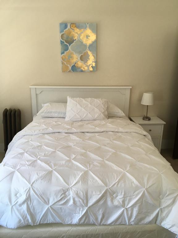 Hotel Burgess Reedley Bagian luar foto